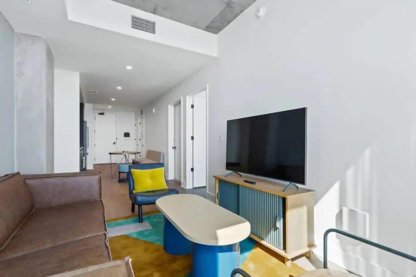 Modern 1Br Condo On Rainey St With Pool And Views オースティン エクステリア 写真